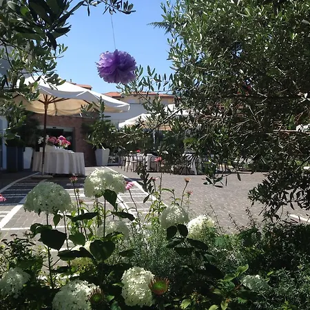 Hotel La Pace