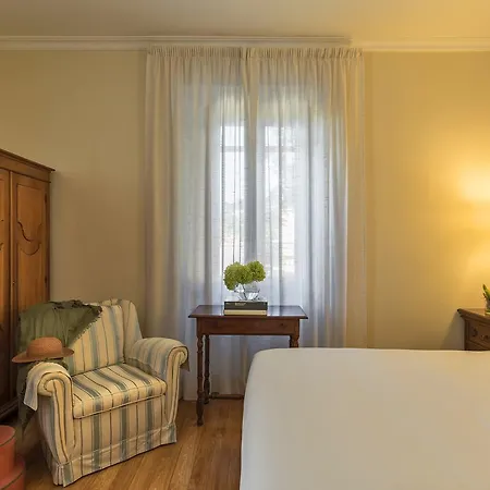 La Pace Hotel